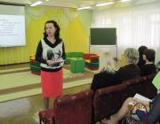 Лариса Николаевна Вишнякова, начальник отдела МКУ ОМЦ Балаковского МР открывает работу семинара