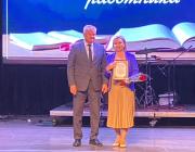 Глава муниципального образования «Город Саратов» Исаев Михаил Александрович вручил педагогам Почетные грамоты Глава муниципального образования «Город Саратов» Исаев Михаил Александрович вручил педагогам Почетные грамоты